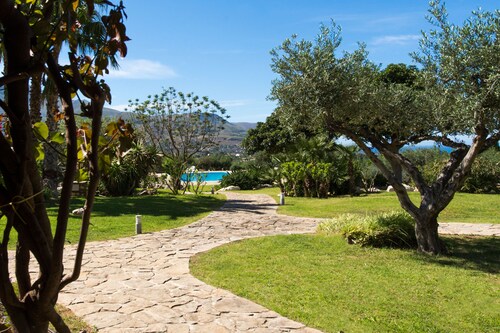 L'Ulivo Blu Apartments by Wonderful Italy