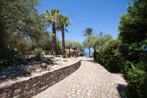 Property grounds - Relax at the Swimming Pool by Wonderful Italy (Cefalù)