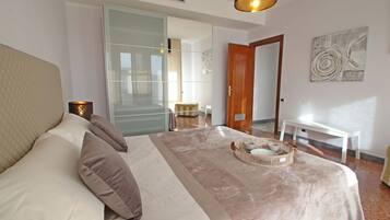 3 camere, ferro/asse da stiro, culla da viaggio, Wi-Fi gratuito