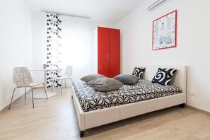 Apartment, 2 Bedrooms, Terrace | 2 bedrooms, bed sheets - Vintage Apartment Trastevere Station (Rome)