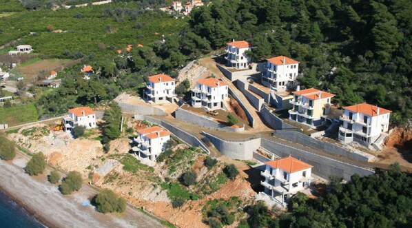 Exterior - t of two fully equipped apartments above each-other on the two top floors of a h (Manchester)