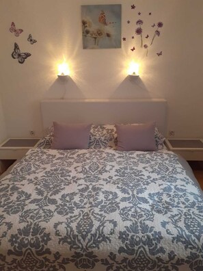 8 chambres, Wi-Fi, literie fournie