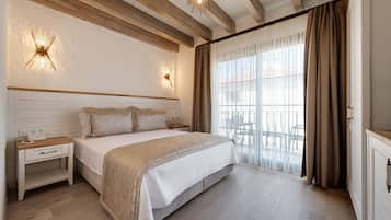 Minibar, in-room safe, blackout drapes, soundproofing