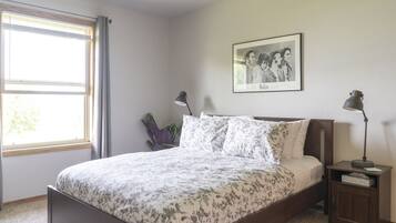 3 bedrooms, blackout drapes, iron/ironing board, travel crib