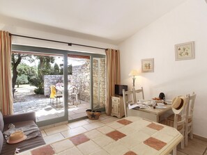 House | Living room - Maisonette in Gordes With Provencal Charm (Gordes)