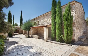 Exterior - Maisonette in Gordes With Provencal Charm (Gordes)