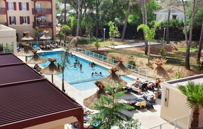 Outdoor pool - Cozy & Contemporary Stay (Cavalaire-sur-Mer)