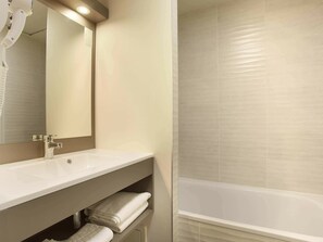 Apartemen | Kamar mandi