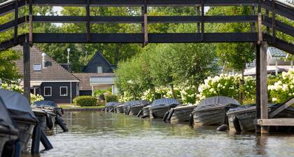 Lakeside Cottage With Boat