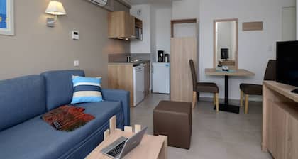 Beautiful Apartment Near Port-barcares Beach