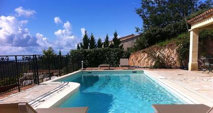 Spacious Villa With Panoramic Views, Located in the Provence