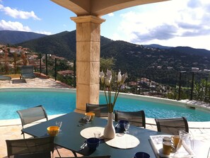 Villa | Balcony - Spacious Villa With Panoramic Views, Located in the Provence (La Londe-les-Maures)