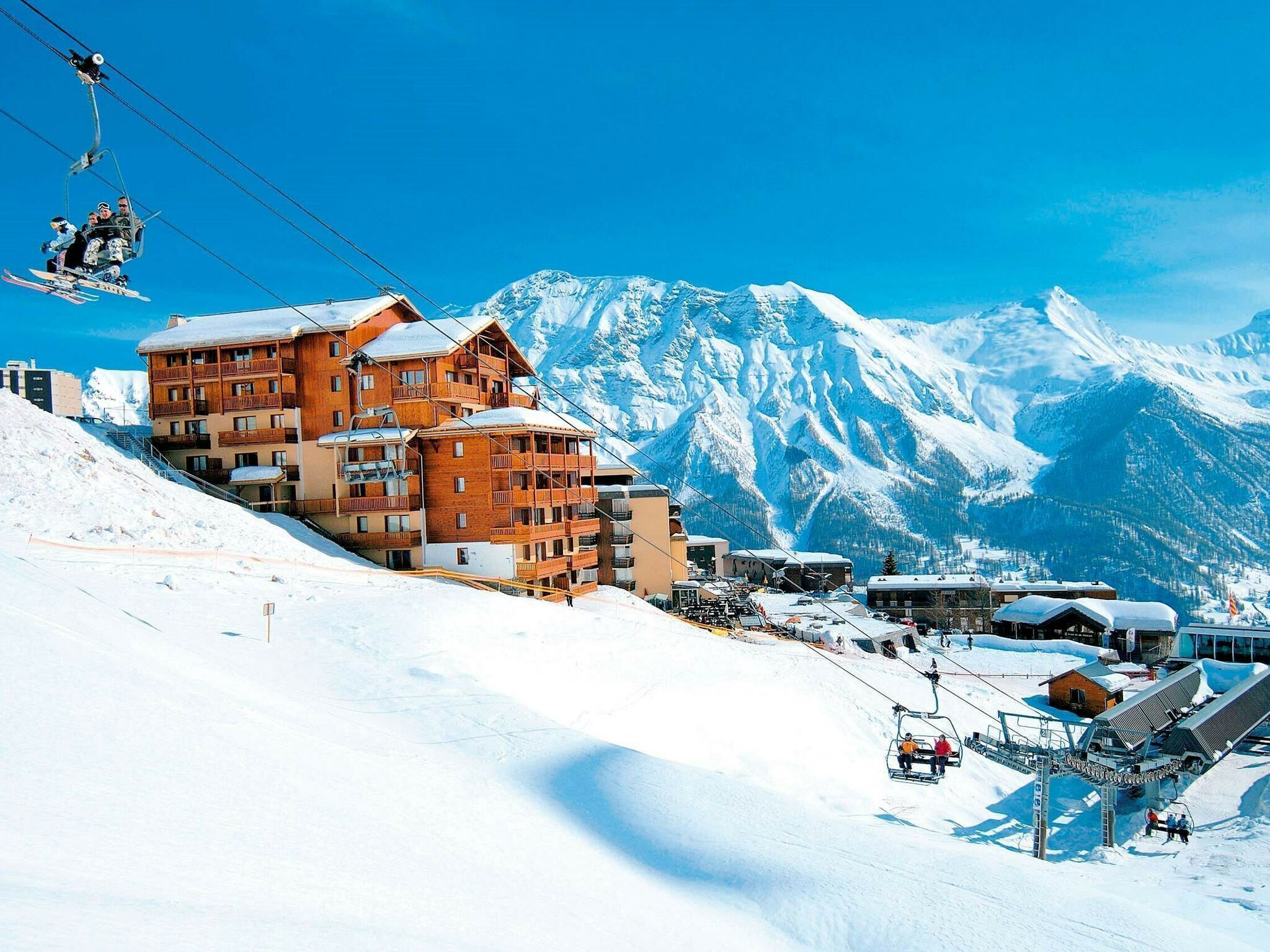 Snow and ski sports