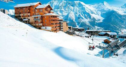 Cozy Apartment in ski Area With top of Over 3 km. Heights