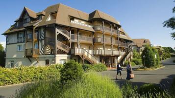 Apartment | Exterior