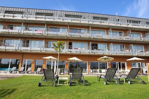 Apartment | Exterior - Apartment in France With Modern Design (Roz-sur-Couesnon)
