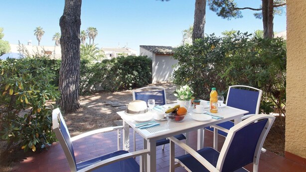 Balcony - Apartment in Saint-loup Amid Pine Trees (Agde)