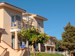 Apartment | Exterior - Sunny Retreat With Pool (La Londe-les-Maures)