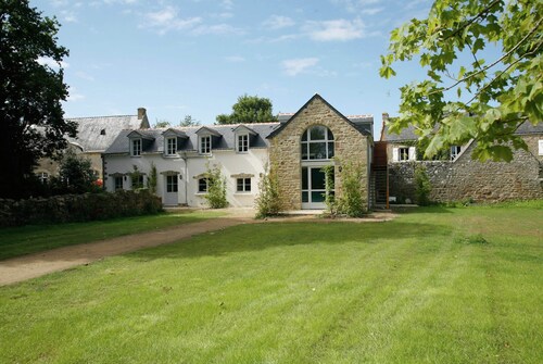 Apartment in Erdeven Near Kerhillio Beach