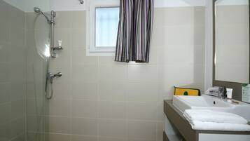 Apartment | Bathroom