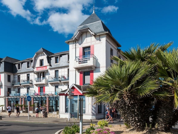 Exterior - Apartment in Cote D'amour by La Baule Bay (Pornichet)