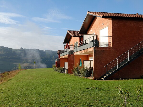 House | Exterior - Cozy Holiday Home in Trébas With Sauna (Trebas)