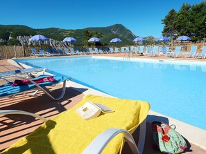 Outdoor pool - Chalet on the Largest Water Reservoir in the Hautes-alpes (Le Lauzet-Ubaye)