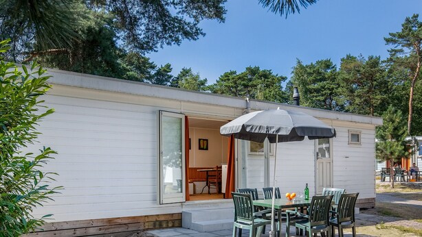 Unclassified image, 1 of 17, button - Comfortable Chalet With Microwave in Natural Surroundings (Mierlo)
