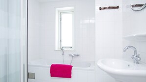 Villa | Badeværelse | Bruser