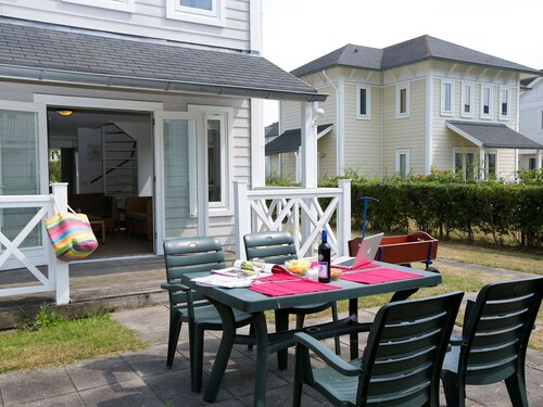 Comfortable Villa With Garden and Terrace, Near Rockanje