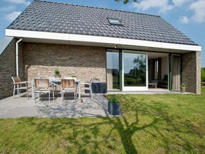 House | Tempat makan