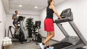 Fitness facility - Apartment in France With Heated Pool & Wellness (Chamonix-Mont-Blanc)