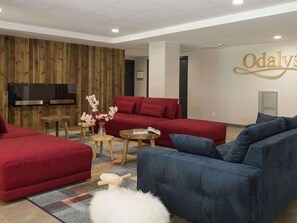 Reception - Apartment in France With Heated Pool & Wellness (Chamonix-Mont-Blanc)