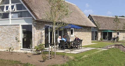 Family Retreat With Garden