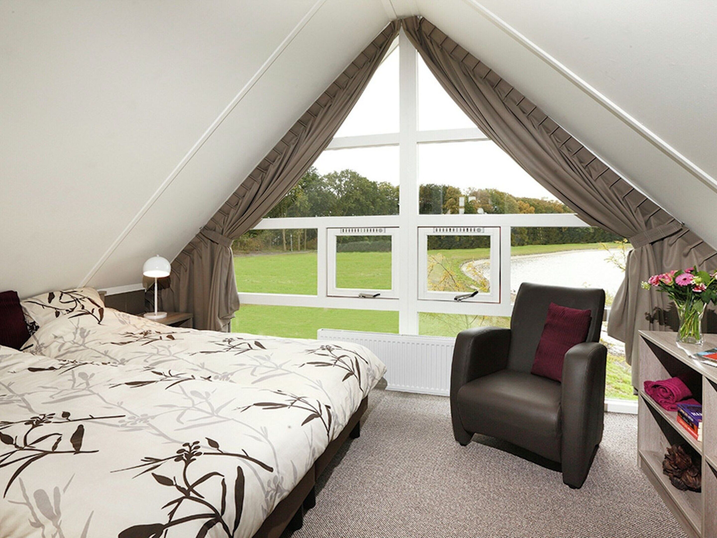 House | 3 bedrooms, individually furnished, bed sheets