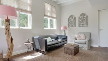 House | Living area