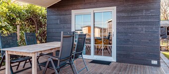 Holiday Home With Terrace in Giethoorn