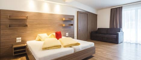 Apartment | Living room