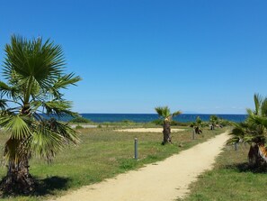 Unclassified image, 3 of 22, button - Beautiful, Comfortably Furnished Holiday Home in Corsica (Cervione)