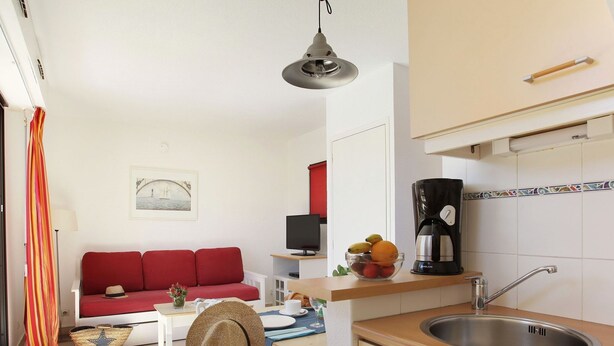 Unclassified image, 1 of 8, button - Apartment in France Amid Pine Trees (Agde)