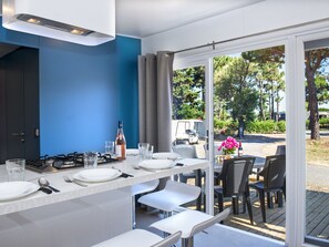 Dining - Luxury Chalet With air Conditioning 900 m. From the Beach (Vendres)