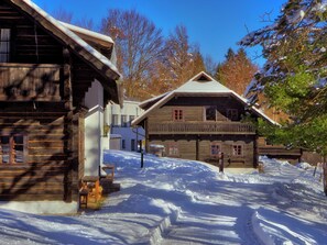 Unclassified image, 3 of 32, button - Authentic Apartment in Oberaichwald near Hiking Area (Finkenstein am Faaker See)