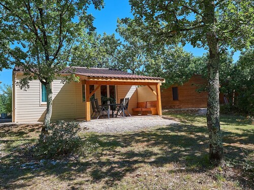 Attractive Bungalow With a Terrace on a Hill in the Dordogne