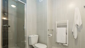 Apartment | Badezimmer