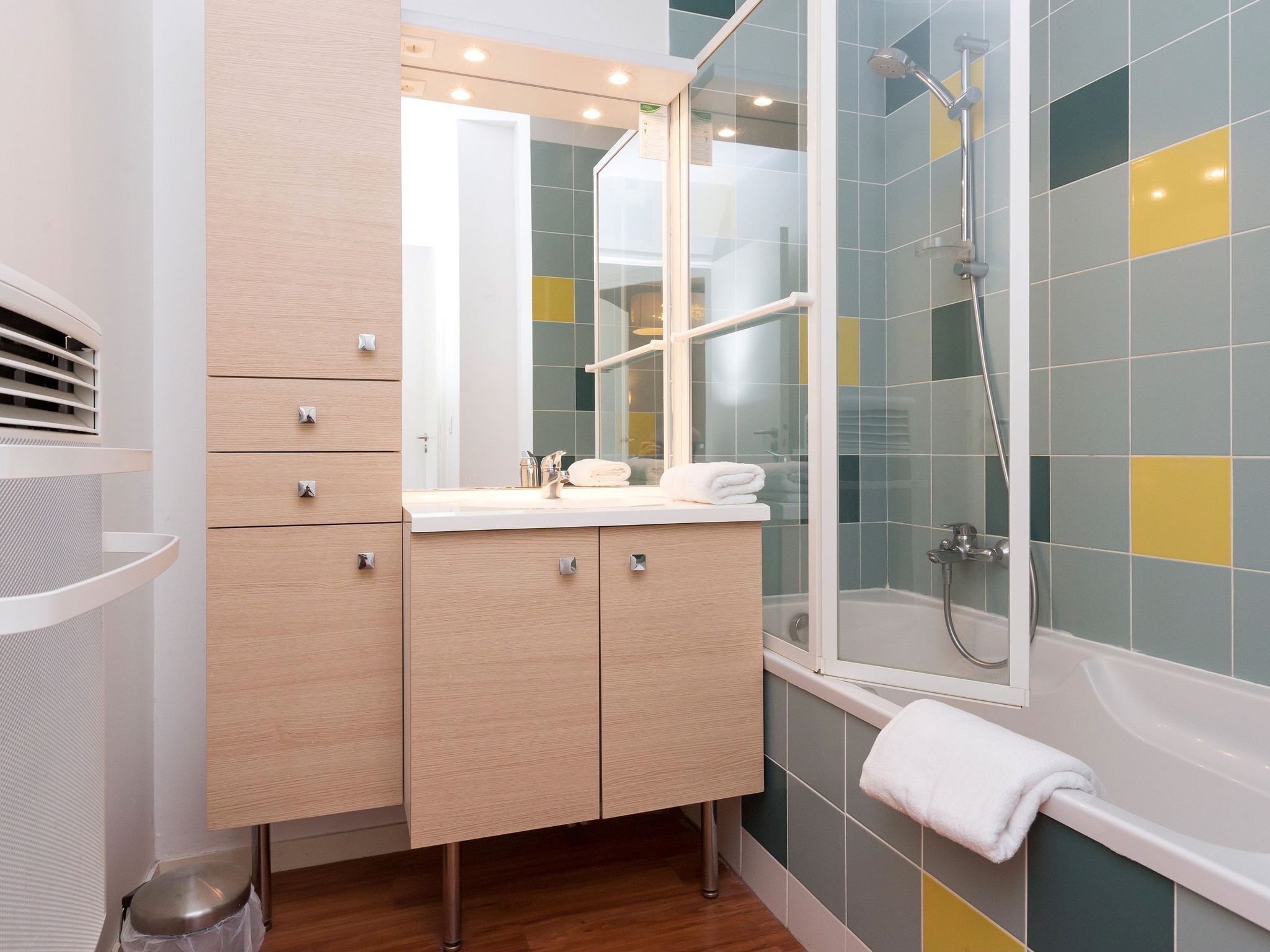 Apartment | Bathroom