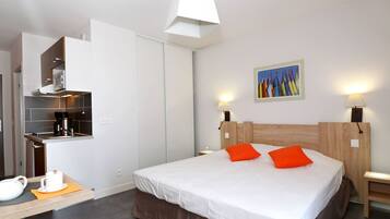 Apartment | Room amenity