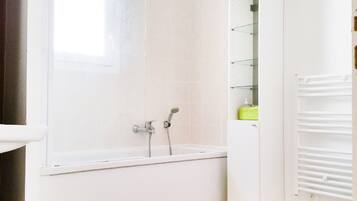 House | Bilik Mandi | Gabungan pancuran/tab mandi