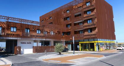 Relaxed Beachside Living in Sete