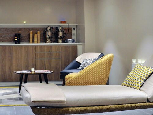 Chic Chalet-style Apartment
