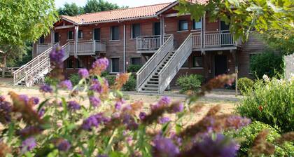 Nice Apartment With Wifi Located 2.5 km. From the Beach
